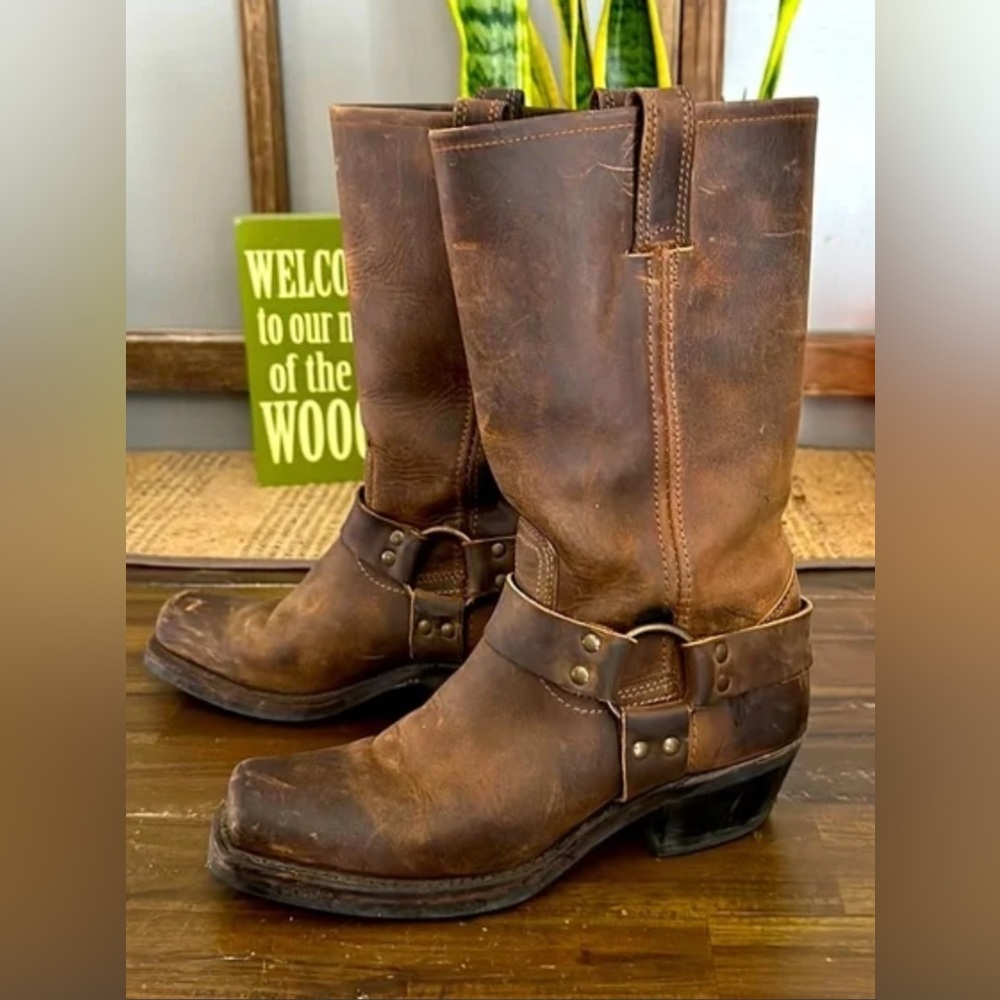 Women’s Frye boots 

Frye harness boot